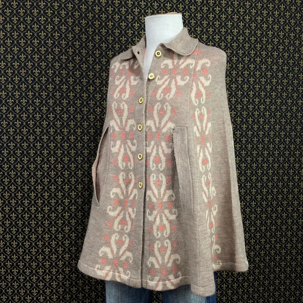 Anthro “Flowering Pompona Cape” by Madchen - Picture 16 of 16